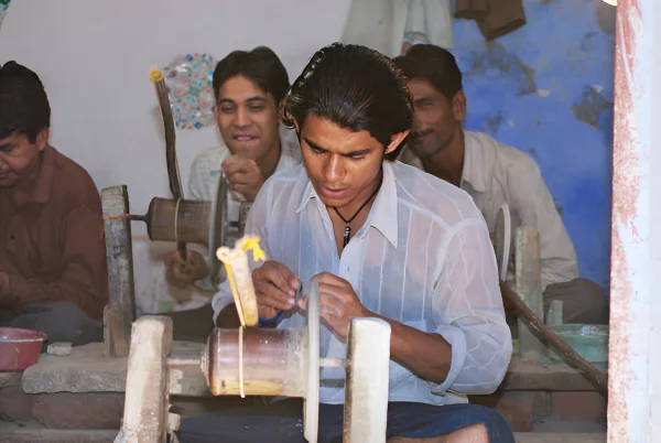 Candle Making is a Small Investment Business Idea That can be Started From Home