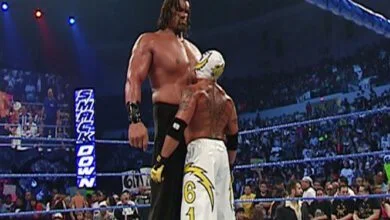 How Tall is Rey Mysterio