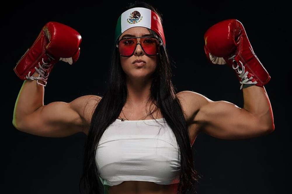 Lucero Acosta fighter