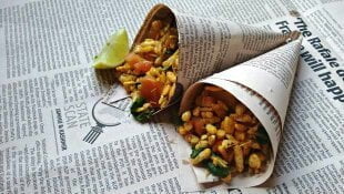 Immediate Ban Imposed on Serving Food Wrapped in Newspapers: FSSAI